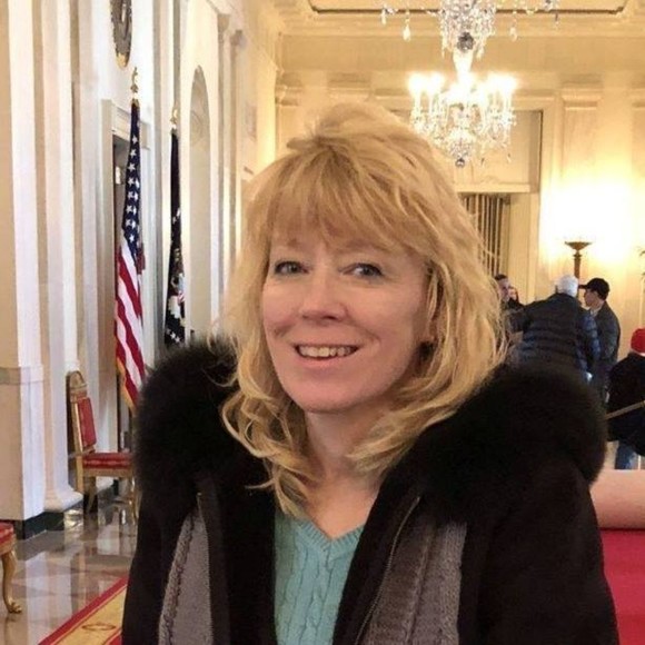 Meet your Posher, Jenna - Picture 1 of 1